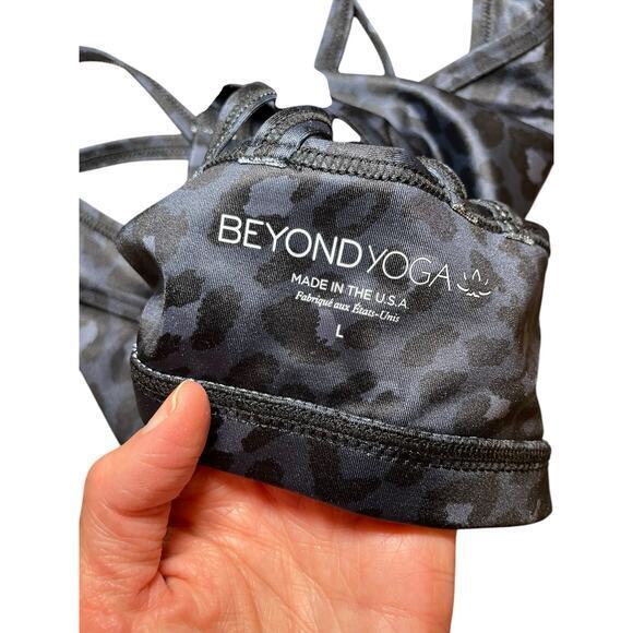 NWOT Beyond Yoga Women Large Lux Atlas Bra Shimmery Navy Blue Black Animal Print - Picture 7 of 8